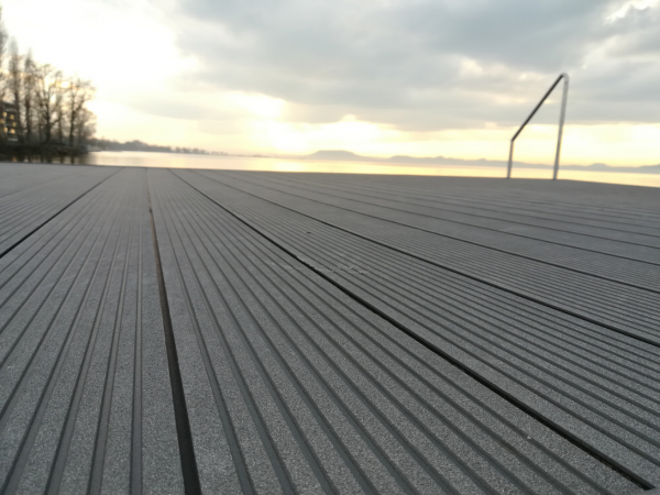 Well Deck, az innovatív burkolat